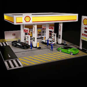 Mini World - 1:64 Shell Gas Station Miniature Model, Petrol Station Diorama Building, Vehicle Scene Display Decor