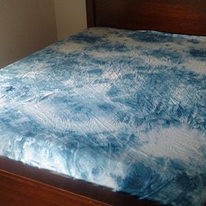 Indigo Love Hand Dyed Organic Cotton Sheet Set Ice Dyed Sheets image 3