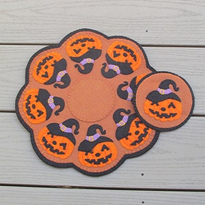 Instant Download PDF PATTERN for Wool Felt Applique Penny Rug / Candle Mat / Table Mat Hand Sewing DIY Craft for your Halloween Home Decor