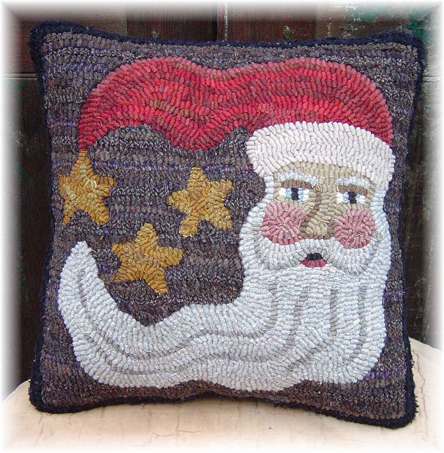 Flying Santa Rug Pattern Santa Pillow PDF Pattern: DIY Rug Hooking or Wool Applique (15'' Square ...