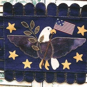 The Country Cupboard Primitive Folk Art Americana Eagle Penny Rug Hooked Rug E-Pattern PDF Instant Download