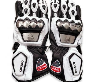 Guantes de cuero para motociclismo de competición / Protección de nudillos de carbono, negro y blanco