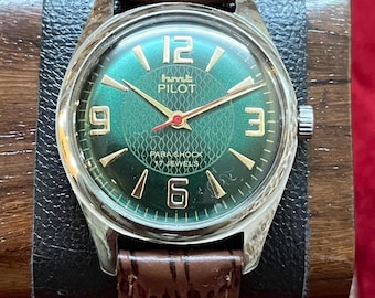 Vintage HMT Pilot Mechanical Watch | Green Textured Dial, 17 Jewels, Made in India