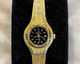 Vintage Omax Quartz Ladies Watch | Gold Tone Bracelet, Black Dial, Retro Dress Watch