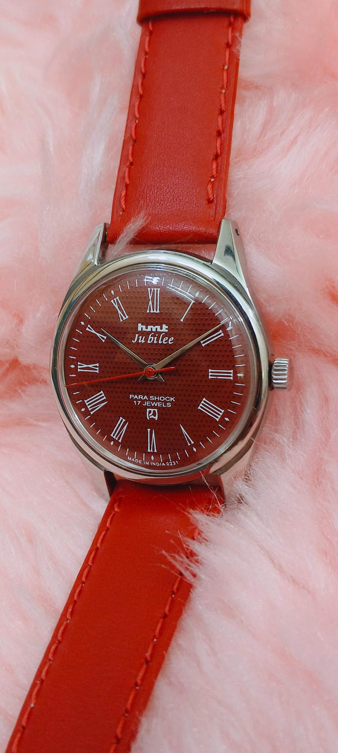 HMT Jubilee Red Dial Watch | Hand Winding Mechanical, Roman Numerals, Retro Dress Timepiece, foto 2 de 5