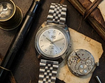 Vintage HMT Kohinoor Watch: Silver Dial, Hindi Numerals, Mechanical Wristwatch