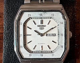 Vintage Seiko 5 Automatic Watch | TV Dial Day Date Stainless Steel Men