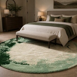 Round Abstract Wool Rug with Green Ivory Watercolor Design – Hand Tufted Modern Bedroom Carpet, Circular Statement Rug for Home Deco