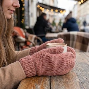 Easy Mittens Knitting Pattern PDF | Bulky DPN Gloves