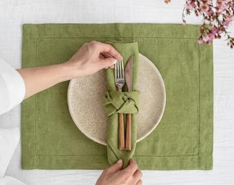 Set di tovagliette in lino verde oliva (set da 4) – Tovagliette rustiche in stile fattoria, decorazioni in lino europeo ecocompatibili