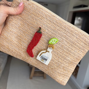 Pochette di paglia con applicazioni di perline – Borsa statement Spicy Marg