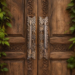Juego de manijas de puerta con nudo celta de latón antiguo: herrajes decorativos de 9,84"