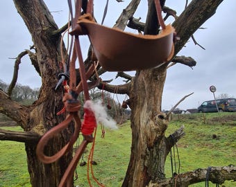 Tirachinas de cuero hecho a mano, tirachinas tradicional, regalo de bushcraft, equipo de aventura al aire libre, regalo EDC al aire libre, honda de pastor