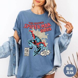 Camiseta Comfort Colors Vintage de los 90 de The Amazing Spider-Man 2099, Camiseta retro de cómics de The Amazing Spiderman, Camiseta de cómics de Spiderman para fans imagen 3