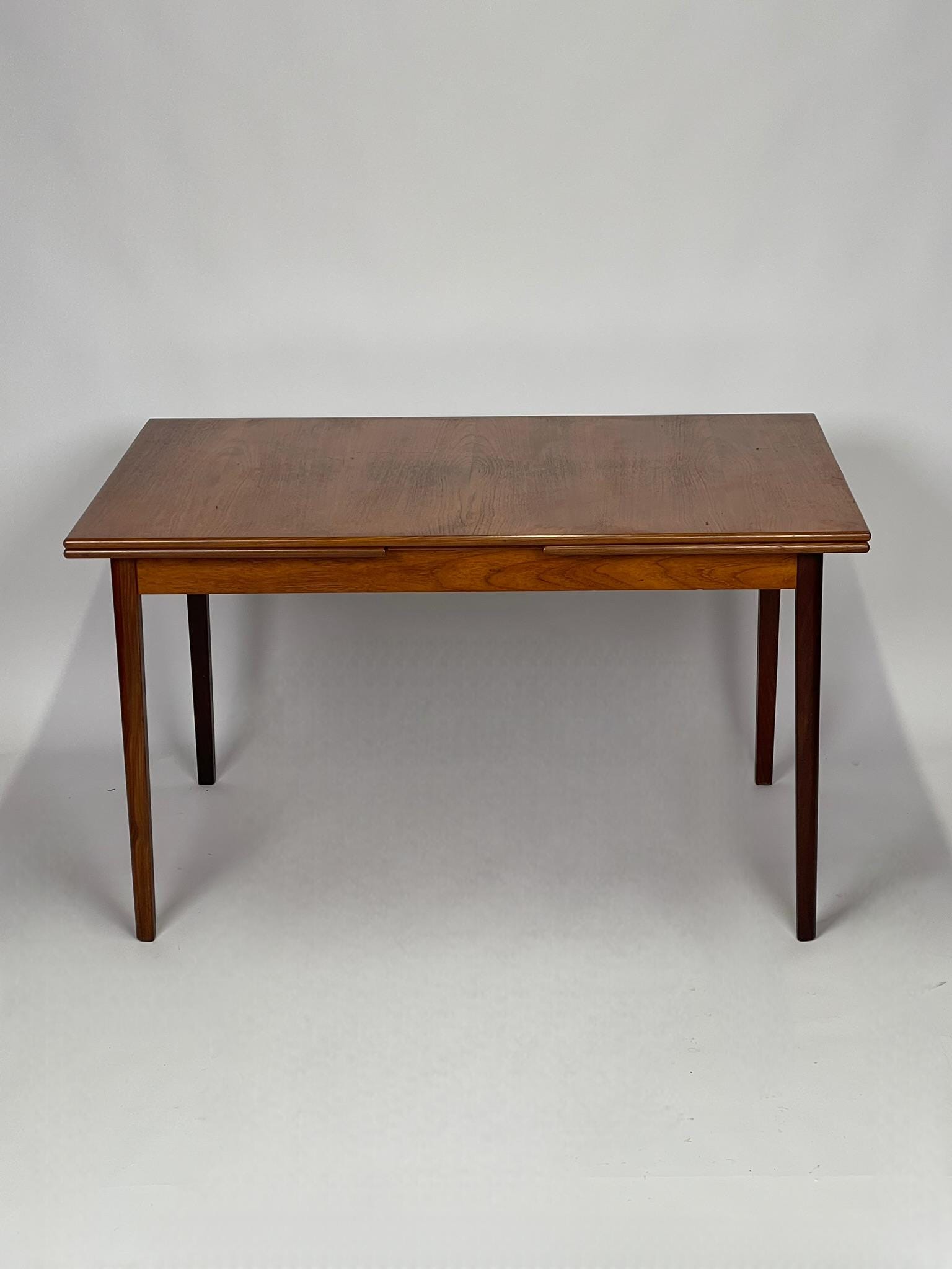 Table Scandinave En Teck Année 60