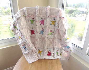 Playful Circus Jester Theme Homemade 3-layer Multicolor White Vintage Fabric Cotton Flannel Baby Rag Quilt Blanket unisex