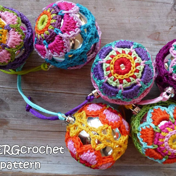 Crochet pattern Christmasball flower by ATERGcrochet