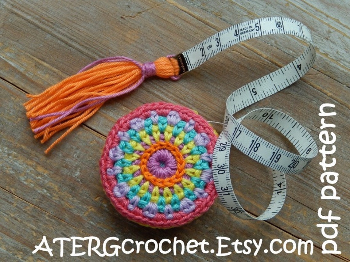 Crochet pattern Tape measure cover by ATERGcrochet Etsy España