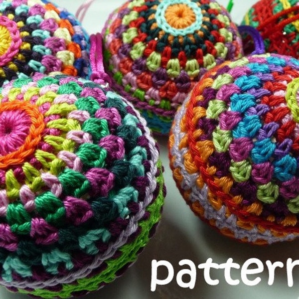 Crochet pattern Christmasball in 4 sizes by ATERGcrochet