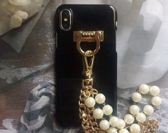 Brazalete Stylish Pearl Gold Chain White Diamond Ring Wristlet Wrist Lanyard Design Hook Stand Jewelry Charm Case For All iPhone Models