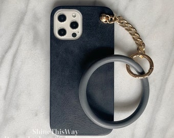 Modern & Stylish Gold Metal Chain Wristlet Design Synthetic Leather Cover Case For All iPhone
