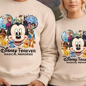 Sudaderas Disney con capucha Magical Memories, sudaderas Disney a juego, diseño de punto de Mickey, Elsa y Simba, trajes Disney para reunión familiar imagen 5