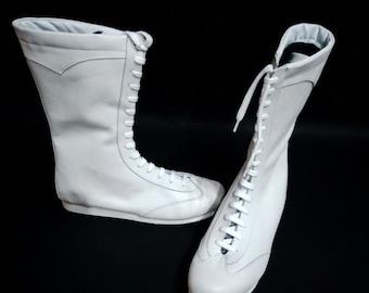 Botas de lucha libre profesionales de cuero blanco personalizadas - Zapatillas de boxeo profesionales de caña alta - Calzado deportivo de piel de vacuno de primera calidad hecho a mano por TOPCI