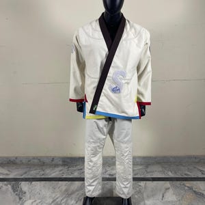 Kimono da Jiu Jitsu brasiliano bianco / Tessuto Pearl Weave 450 GSM, pantaloni ripstop, toppe ricamate