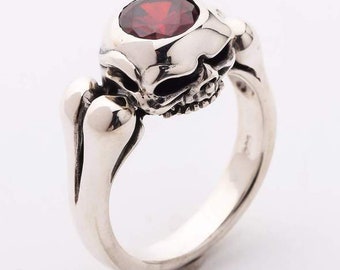 Silver Bone Ring, Gothic Skull Wedding Band Ring, Women's Skull Ring, Ladies Women's Gothic Ring by SterlingMalee
