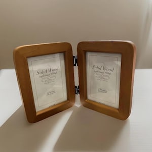 Vintage MCM Thailand Teak Wood Picture Frame Bifold Round Corners