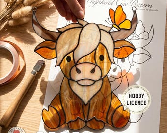 Diseño de vidriera de vaca de las Tierras Altas: Decoración del hogar DIY, estilo vaca bebé para principiantes, descarga digital en PDF y SVG - QG111