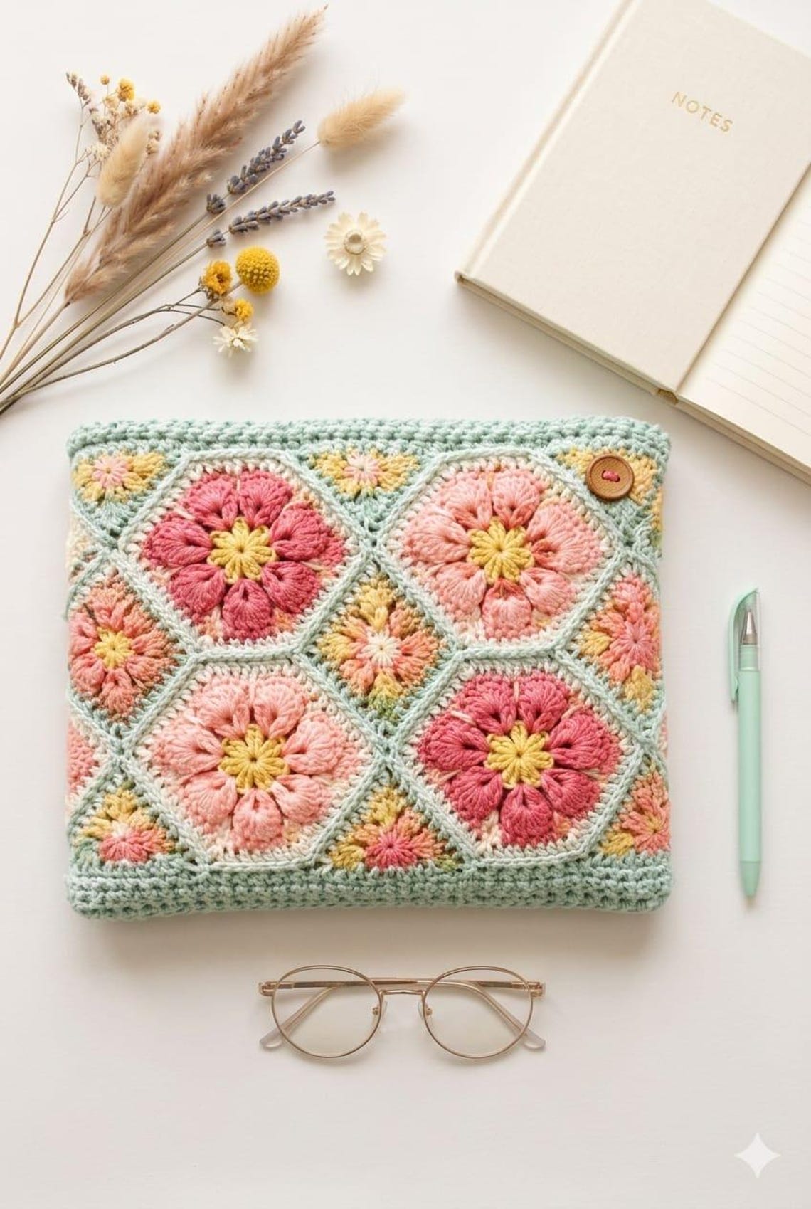 Crochet Laptop Sleeve Pattern – Floral Granny Square MacBook Case ...