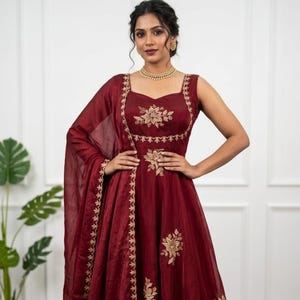 red glitzy dress Glitz & Glamour in Burgundy Sequins Calvin Klein Women's Short US Size:24 john galliano and upscale events where