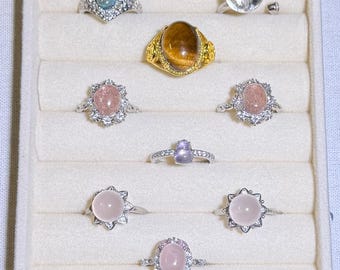 Anello impilabile in oro delicato, anello minimalista con minuscolo cristallo per donna, anello a fascia semplice e delicato, gioiello fatto a mano, regalo, perfetto da indossare tutti i giorni.