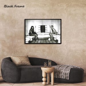 Zwart wit model poster cadeau, humeurig badkamer decor, vintage badkamerfotografie canvas muurkunst, mode redactionele print afbeelding 3