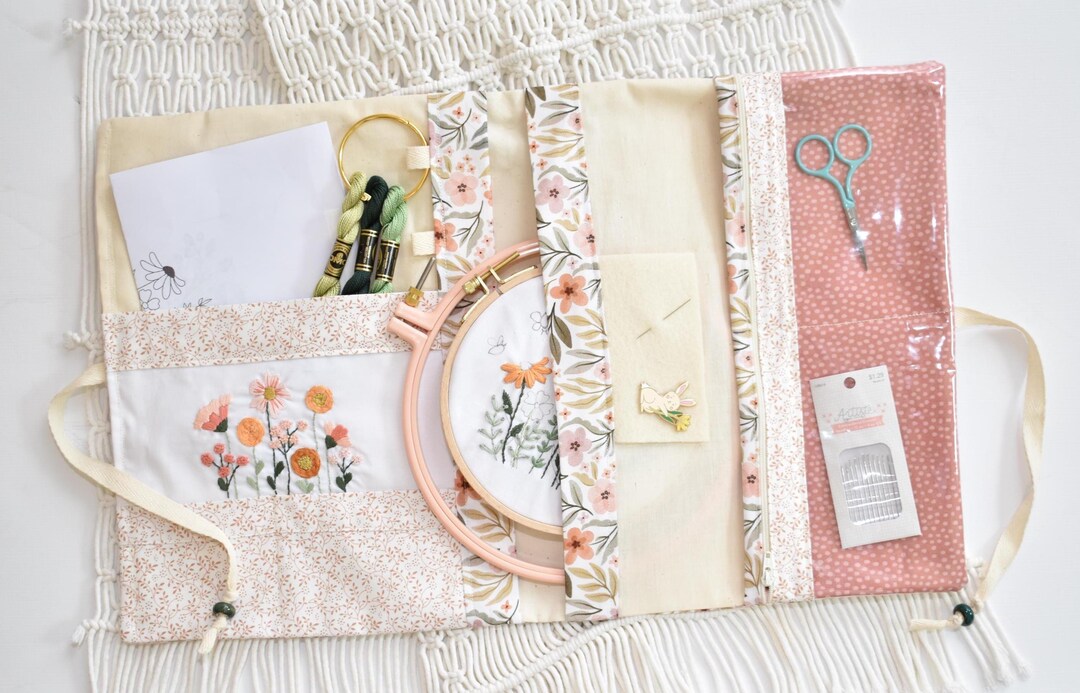 Stitching Floss Drop Project Folder, Quilted Needlework Organizer for ...