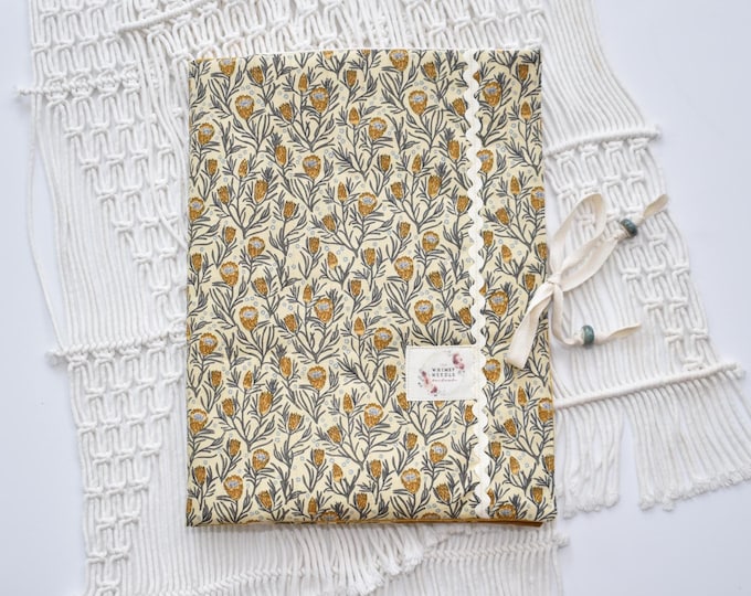 Stitching Floss Drop Project Folder, Quilted Needlework Organizer for Embroidery Floss & Tools