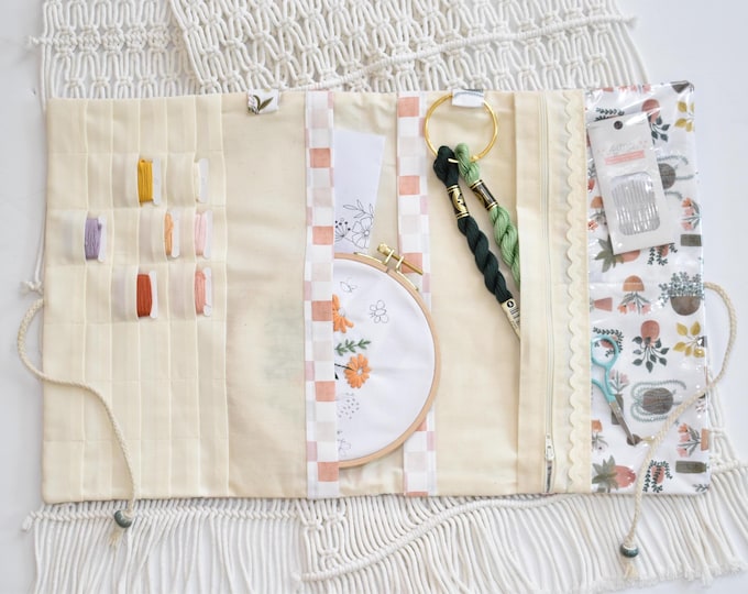 Stitching Floss Bobbin Project Folder, Quilted Needlework Organizer for Embroidery Floss & Tools