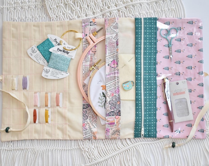 Stitching Project Folder, Quilted Needlework Organizer for Embroidery Floss & Tools