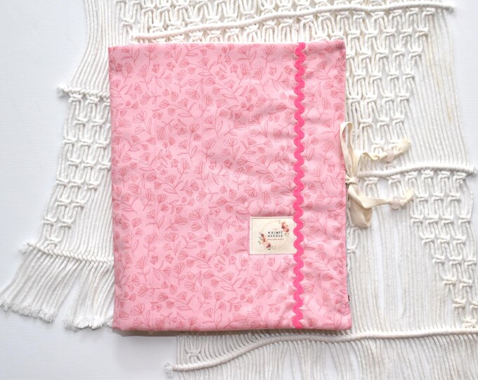 Stitching Floss Drop Project Folder, Quilted Needlework Organizer for Embroidery Floss & Tools