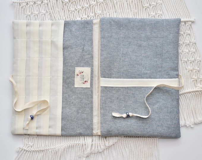 Stitching Floss Bobbin Project Folder, Quilted Needlework Organizer for Embroidery Floss & Tools