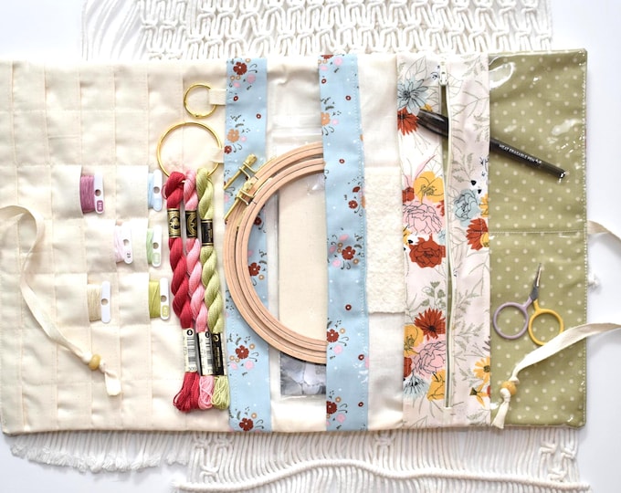 Stitching Floss Bobbin Project Folder, Quilted Needlework Organizer for Embroidery Floss & Tools