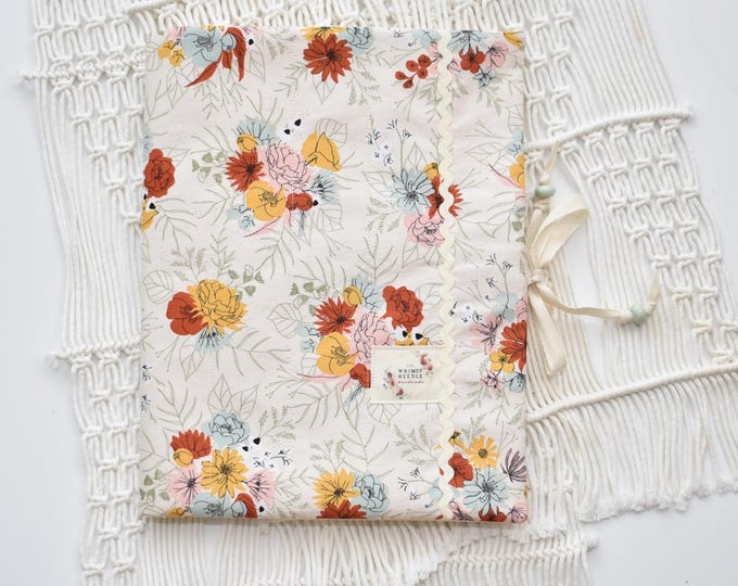 Stitching Floss Bobbin Project Folder, Quilted Needlework Organizer for Embroidery Floss & Tools