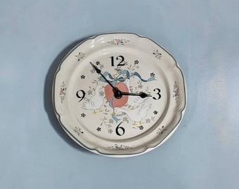Vintage Elgin "Marmalade Geese" Wall Clock