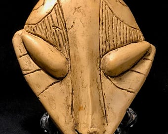 MASQUE VINCA Sculpture européenne néolithique 6000 av.