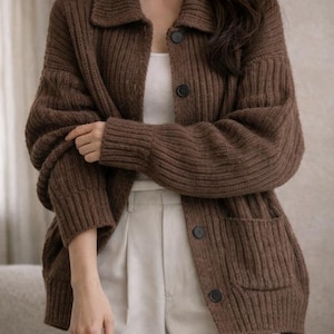 オーバーサイズカーディガンレディース、チャンキーニットボタンセーター、ソフトリブ編み秋冬レイヤードニットウェア