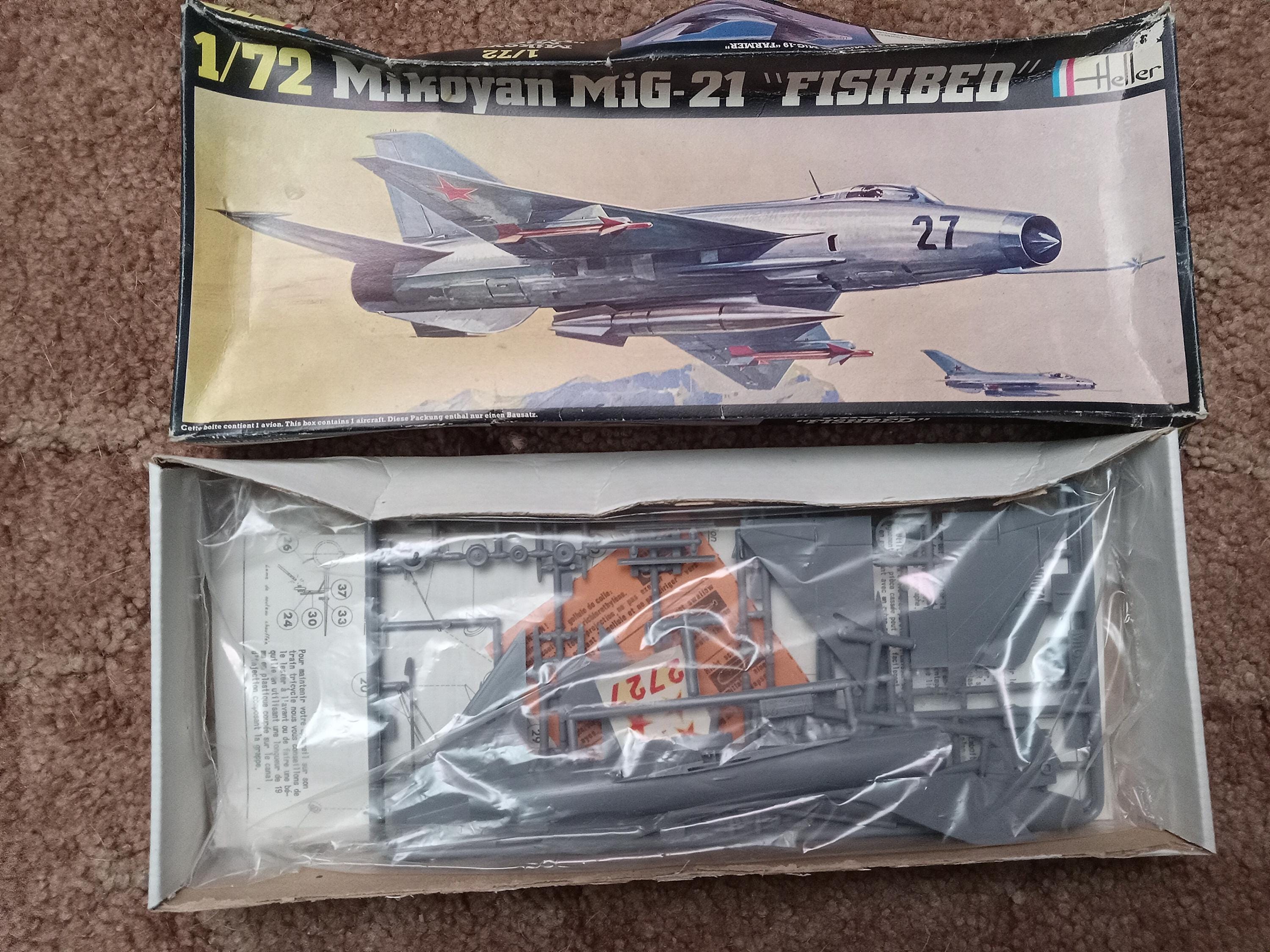 Planetags ドイツ軍 MiG-21 フィッシュベッド タグ キーホルダー Planetags ドイツ軍 MiG-21 フィッシュベッド タグ キーホルダー