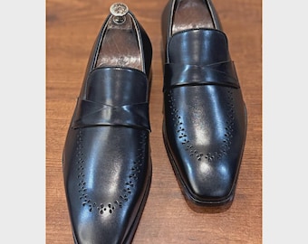 Handgefertigte Penny Loafer aus italienischem Leder | Schwarze Herrenschuhe
