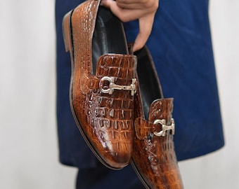 ハンドメイド本革アリゲーターレザー テクスチャードブラウンカラー スリッポンローファー メンズ