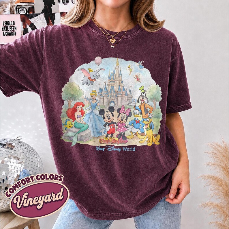 Retro Walt Disney World-shirt, vintage jaren 90 Disney World Magic Kingdom-shirt, shirt Disney Mickey en zijn vrienden, Disney Family Trip 2026 Tee Vineyard